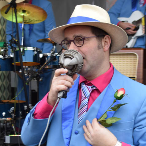 Gert Ruyssinck, zanger van The Antonio Crooner Quartet